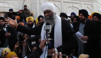 Bhai Panthpreet Singh Khalsa addressing Sikh Sangat