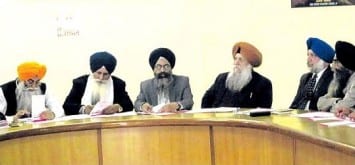 Members of Advisory Committee of SGPC during the meeting.
