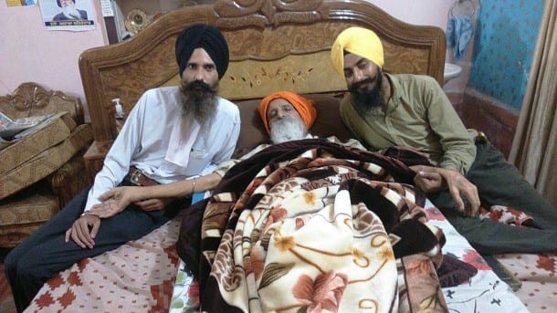 File Photo: Gurjinder Singh Sahni (on left) with Bapu Surat Singh khalsa and Sukhpal Singh (on right)