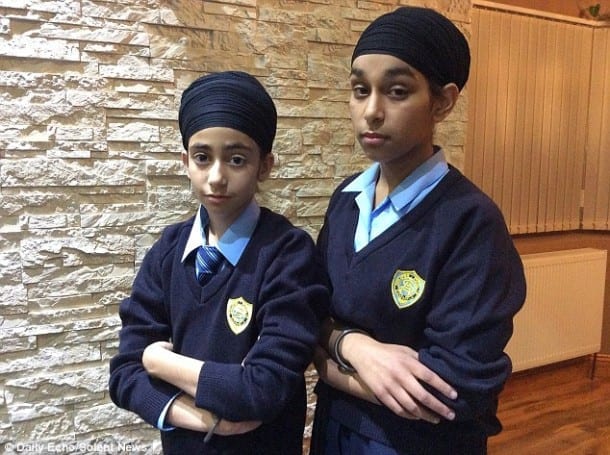 2015-09-03- sikh schoolgirls