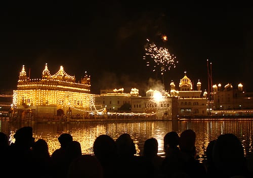 Bandi Shorr (Diwali) Celebrations at Sri Darbar Sahib