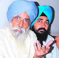 Dalbir Singh (Left) and Harmandeep Singh