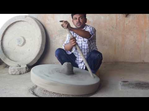 Manual Hand Spun Pottery Wheel outside Jodhpur, India